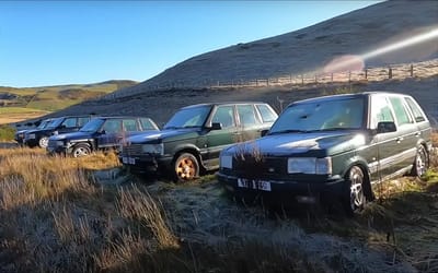 abandoned-cars-range-rovers-uk