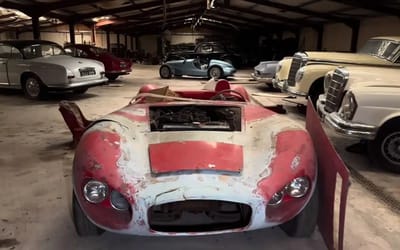 Abandoned barn once belonging to ‘high-profile figure’ is uncovered and has rare cars worth millions