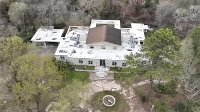 US men explore an 'abandoned cartel mansion that was raided in 2015' and discover Mercedes G-Wagens and a mysterious red room