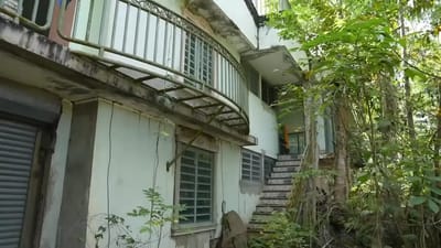 An explorer found an entire street of completely abandoned luxury mansions and there's a total mystery over who owned them