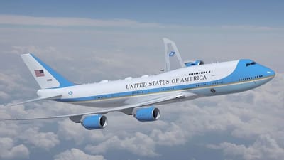 boeing-vc-25b-air-force-one-colors-scientific-reasons