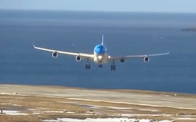 airbus-as340-pilot-performs-landing-in-heavy-winds-in-argentina