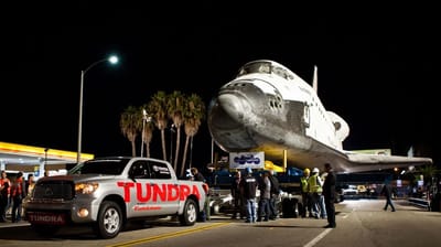 Toyota used its Tundra CrewMax pickup truck to tow 292,500lb space shuttle in California to show off its incredible raw strength