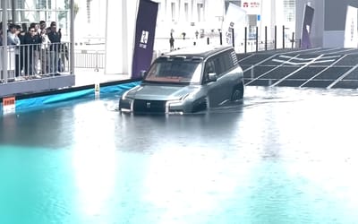 BYD Yangwang U8 has remarkable emergency floating function that would save lives in floods