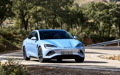 americans-open-to-buying-chinese-car-huawei-xiaomi-byd