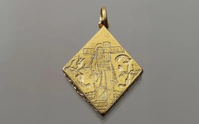 Three-year-old playing with dad's metal detector unearths $4 million 500-year-old gold pendant