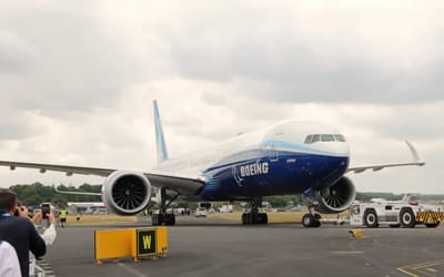 Pilot has to use all his precision and skill to park giant Boeing 777 into a tight parking spot
