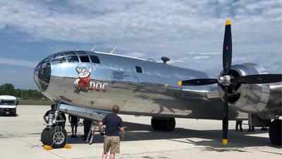 Man spends $1,500 to ride historic Boeing B-29 Superfortress in Wisconsin, fulfilling lifelong dream