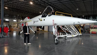 Minneapolis pilot gets rare look at United Airlines' future supersonic airliner and even gets to try its simulator