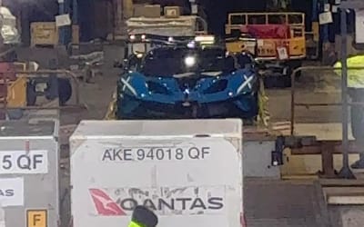bugatti-spotted-in-australia-but-some-enthusiasts-didnt-know-what-the-supercar-was