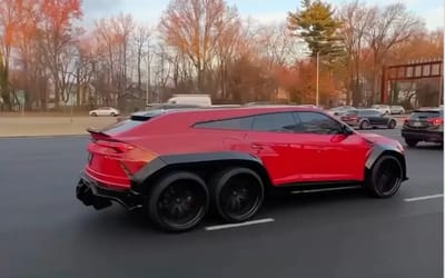 Seeing a Lamborghini Urus 6X6 on the roads will blow your mind