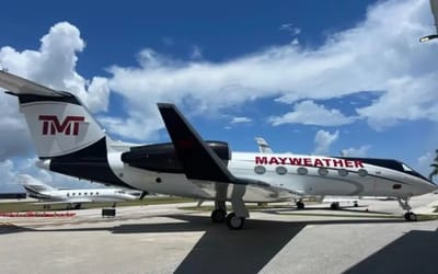Floyd Mayweather just ‘bought another toy’, a second private jet called ‘Air Mayweather 2’