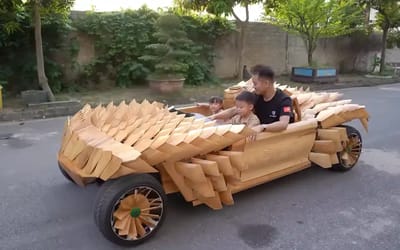 Dad creates mesmerizing fully-functional wooden BMW Lovos Custom King Cobra for his kids