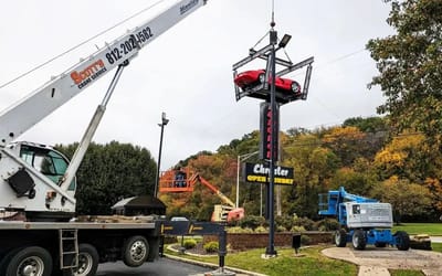 Dodge Viper that’s been on top of dealership sign for 28 years was brought down and what had happened to it was a real shock