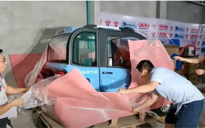 These guys spent $1,300 on an electric car from China, they are pleased with the vehicle after unboxing but there’s a big catch that will limit its utility