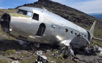 Canadian spends three days trekking to find missing 1950s plane wreck with an unsolved mystery