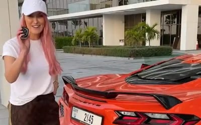 Supercar Blondie drove the new Chevrolet Corvette C8 but it’s what she does with the key that takes focus