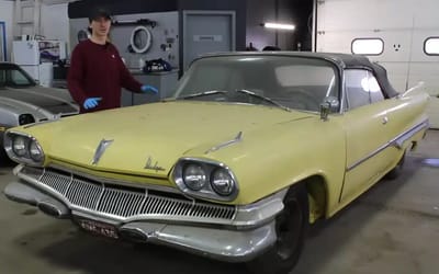 Rare Dodge Phoenix gets first deep clean after 15/20 years abandoned