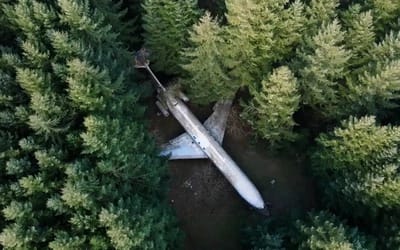 oregon-man-bought-boeing-737-salvage-yard-to-live-in