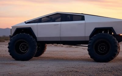 When a Tesla Cybertruck turns into a monster truck