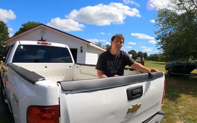 Man from Kentucky buys $2,500 Chevy Silverado work truck and makes a mockery of the price he paid