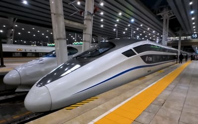 Man reveals a futuristic Chinese sleeper train with hotel-like pods on one of the world’s fastest trains
