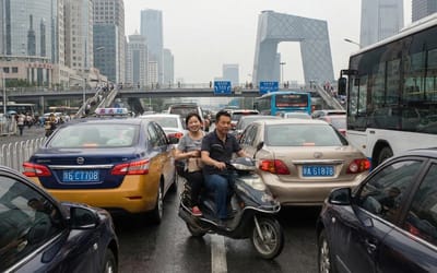 There’s a surprising trick Chinese people use to escape traffic and reach their destination