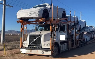 Ex-convict needing ride home from prison steals semi hauling 10 brand-new Corvettes worth $1,250,000