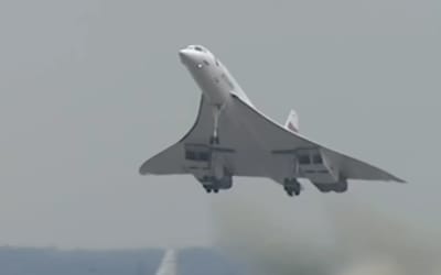 Concorde launches into test flight and how it looks at the end is making people emotional