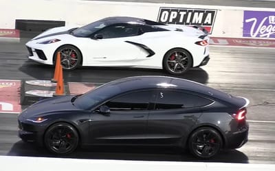 C8 Chevrolet Corvette Stingray R drags a Tesla Model 3 Performance and one driver is left seriously regretting it