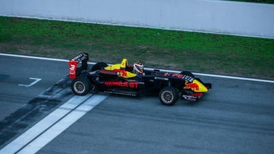 f1-car-cost-breakdown-engine-tires