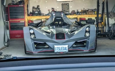 Canadian got tired of his racecar being pulled over so he got the perfect license plate to shut everyone up