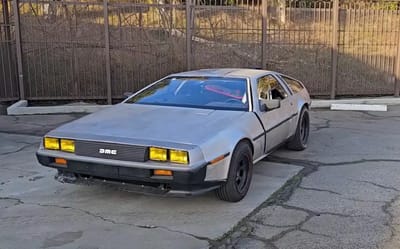 World’s cheapest DeLorean doesn’t run and has multiple issues yet these guys wanna drive it 2,300 miles across the US, it went as expected