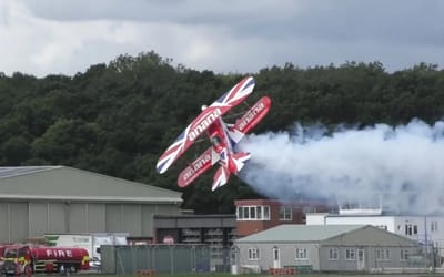 Pitts Special S2S pilot defies gravity by flying the plane like it's a helicopter