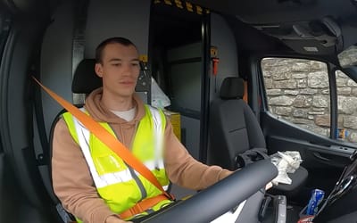 Man becomes a delivery driver and shares what his entire 80-day experience was like