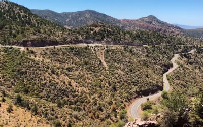the-devils-highway-arizona-400-curves-120-miles