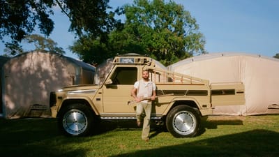 Drake unveils his custom 1-of-1 1999 Mercedes-Benz G-Wagen and it's covered in amazing personal details