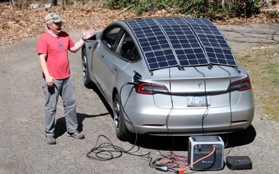 us-ev-owner-installs-solar-panels-on-tesla-model-3-roof