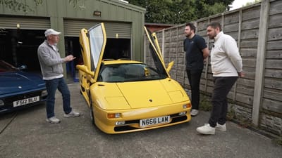 uk-car-collection-lamborghini-diablo-ferrari-512-tr