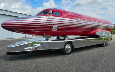 Man converting Elvis’ jet into a RV has finished the megaproject after 18 months