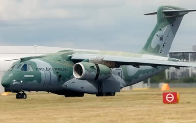 Embraer C-390 leaves people speechless with its ultra short landing at airshow