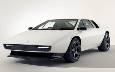 The Lotus Esprit has been reborn as a $540,000 carbon fiber remaster with only 50 units being made