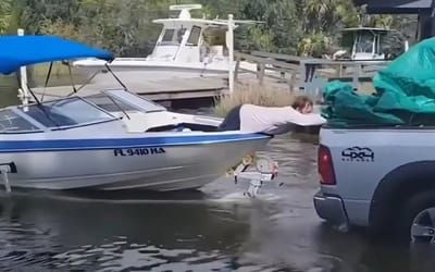 Video of Ram 1500 towing boat out of the water goes wrong in ways you wouldn't think possible