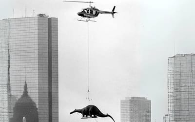 The dinosaur helicopter rides from New York to Boston that brought the cities to a standstill