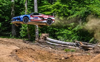 this-c8-corvette-flew-over-100-feet