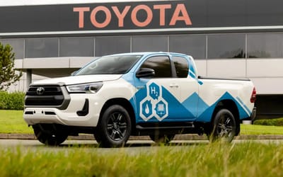 Scientists respond to Toyota chairman's claim that electric cars are actually worse for environment than hybrids