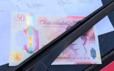 Woman learns the truth about why someone left a strange £50 bill on her car and can’t believe it
