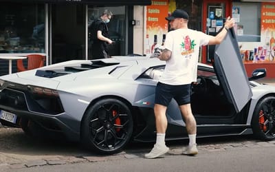 Man daily drives a $475K Lamborghini Aventador Ultimae for 72 hours to see if he can manage it