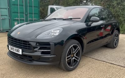 Man stuck indoors on rainy Monday takes $40K gamble on Porsche Macan with a 'big problem'