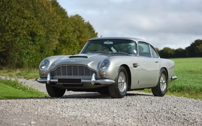 bond-aston-martin-db5-john-taylor-auction